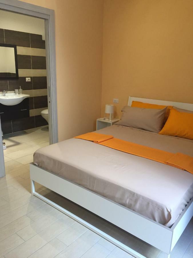 Bed and Breakfast Al Corso Кальяри Экстерьер фото